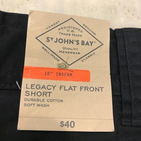 St John's Bay Legacy Flat Front dark blue shorts size 36 nwt - Picture 4 of 4